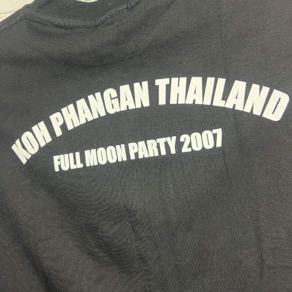 🚫|•KISSMOON SHOP•| 'Has Anybody Seen My Shoes?' Vintage Black T-Shirt Size Large - Picture 3 of 9